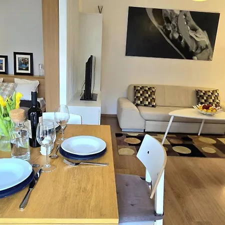 Neptun Old Town By Triapart Apartment *