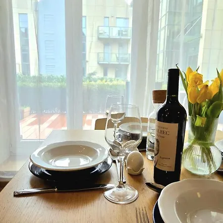 Apartment Neptun Old Town By Triapart
